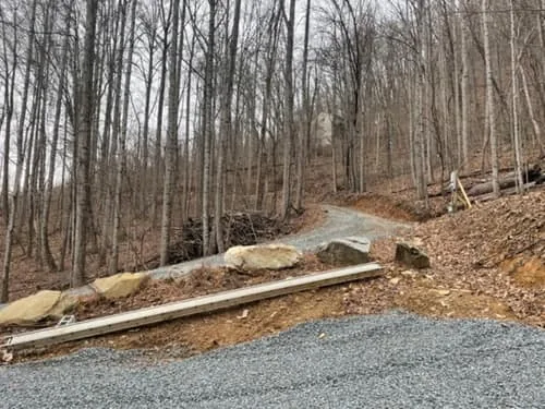 Draw inspection photo 2: Driveway and parking area